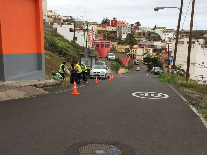 Operarios municipales en Tara (Foto TA)